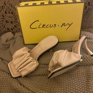 Sam Edelman Circus NYC Slade mule Sand 8.5 NEW